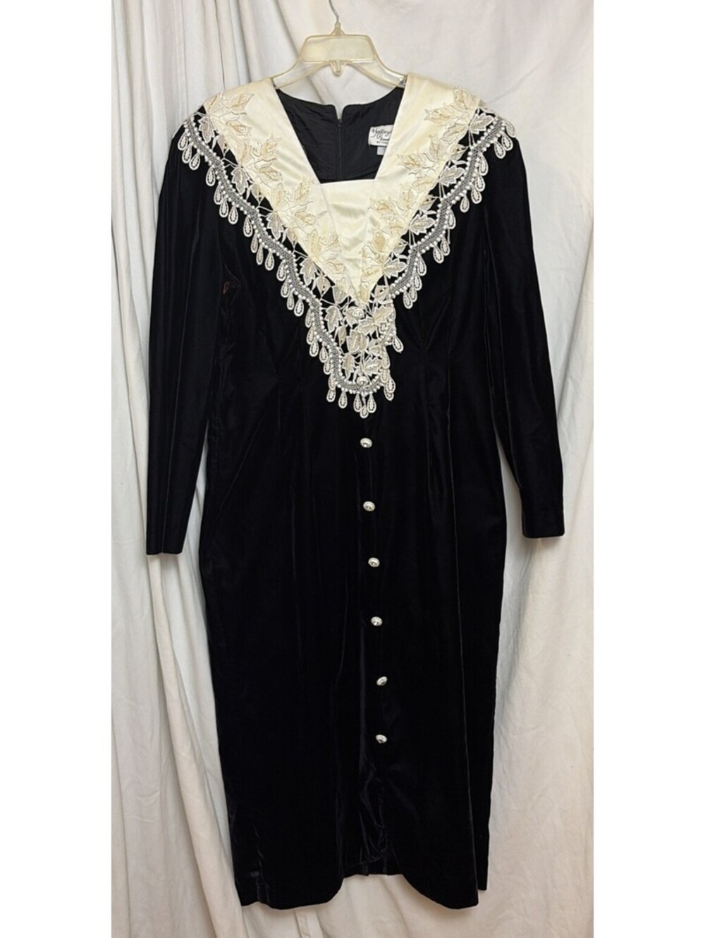 VTG Victorian Black Velvet Pearl Lace Formal Maxi Dress 16